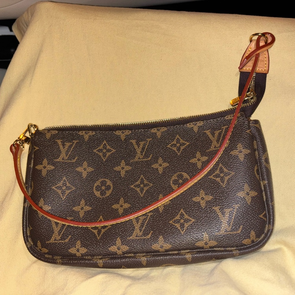 Louis Vuitton Brown Monogram Clutch